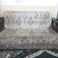 مبل و بوفه و تلوزیون