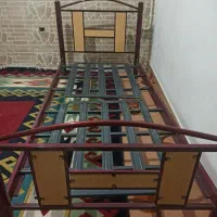 تخت فلزی درحد نو