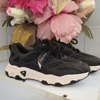 کتونی اسپرت سایز ۳۹ قالب کوچک