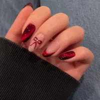 کاشت و ترمیم ناخن از ۲۵۰