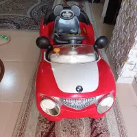 ماشین شارژی رنگ قرمز