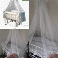 گهواره کنار تخت مادر