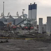 اپراتور بچینگ ، جوشکار ، سرویسکار راننده بیل لودر