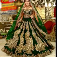 کرایه لباس حنابندان ( لباس هندی مدل سبز پرطاووسی )