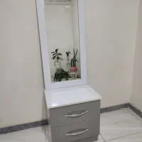 آینه قدی به همراه کشو