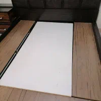 تخت و پاتختی