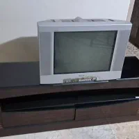 تلویزیون و دیجیتال و میز تلویزیون