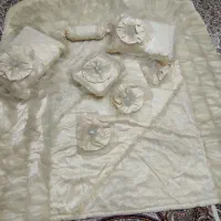 رو تختی گل دار رنگ نباتی