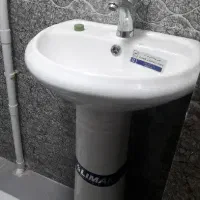 روشویی سفید کاملن تمیز ونو بدون استفاده