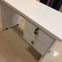 میز ام دی اف قیمت استثنائی