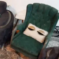 سرویس مبل ۷ نفره طرح چستر به همراه میز ناهار خوری