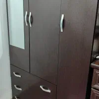 کمد دیواری جای لباس وسایل آرایشی