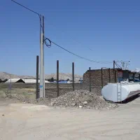 زمین ... حاشیه جاده اصلی