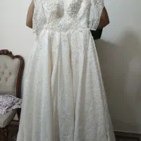 لباس عروس پوشیده و زیبا