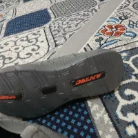 کفش راحت وجورابی