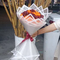 گل روبانی و پروانه ای