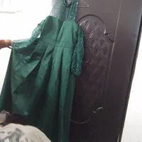 2 میلیون|لباس|دهق, |دیوار