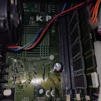 فروش کامپیوتر و مانیتور قدیمی (مناسب کلکسیون)|رایانه رومیزی|تهران, سازمان برنامه شمالی|دیوار