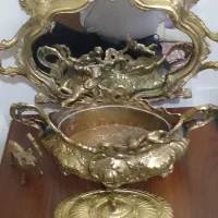 جادانی برنزی با مسجمه گوزن برنزی
