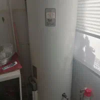 اب گرم کن ایستاده