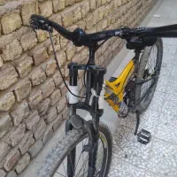 یک دوچرخه 26|دوچرخه، اسکیت، اسکوتر|قم, قلعه کامکار|دیوار