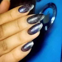 ناخن،سالن،کاشت ناخن،ترمیم ناخن،ناخنکار