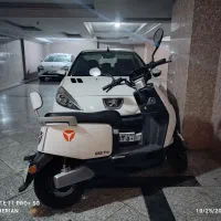 yadea e8s pro موتور برقی|موتورسیکلت|تهران, جردن|دیوار