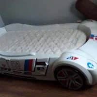 تخت همراه تشک