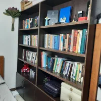 کتابخانه ام دی اف.جاکفشی.میز تلوزیون