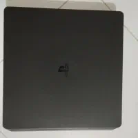 یک دستگاه Ps4 اسلیم در حد نو