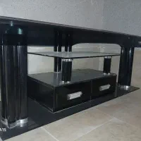 میز زیر تلویزیون