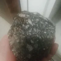 یک عدد شهاب سنگ