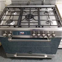 اجاق گاز فر دار