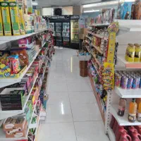 جذب نیرو خانم در فروشگاه مواد غذایی