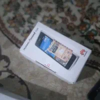 دوعدد گوشی هووایی