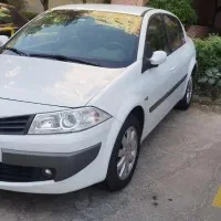 مگان اتومات 2011