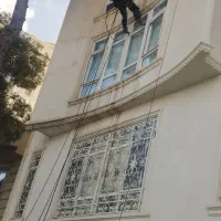 نیازمند‌کارگر شوستشو نما روی داربست