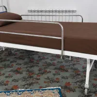 تخت بیمارستانی در حد نو