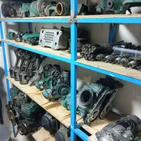 قطعات اصلی ولوو و رنو قادری