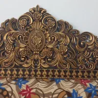 قاب پرده طلا یی