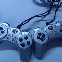 دسته گیم کارکرده کاملاً سالم