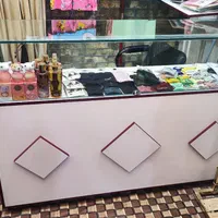 قفسه، رگال|فروشگاه و مغازه|قم, زاویه|دیوار
