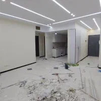 ۸۰ متری کلید نخورده با پارکینگ