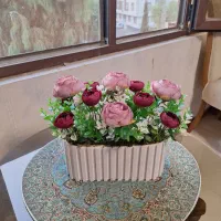 گلدان و باکس گل مصنوعی بهترین هدیه با قیمت مناسب