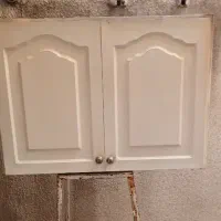 کابینت فلزی هوایی ۲ درب کاملا سالم و محکم و تمیز