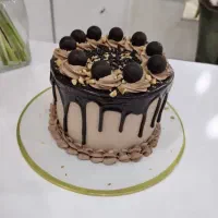 کیک خانگی با کیفیت و البته تازه خوشمزه