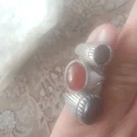 انگشتر به صورت گرمی