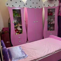 تخت و کمد و ویترین نوجوان