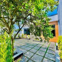 ویلافلت مدرن درشهرک همتیپ نزدیک جنگل و دریا باسند