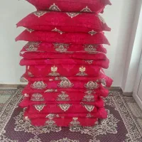 پنج دست تشک ، لحاف و بالشت و دو دست کودکان|رختخواب، بالش، پتو|پارسآباد, |دیوار